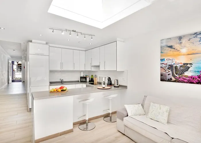 With Private Pool * Кальяо-Сальвахе