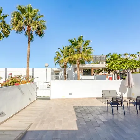 With Private Pool Holiday home