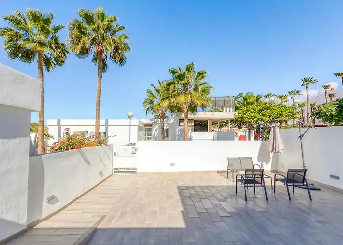 With Private Pool Holiday home