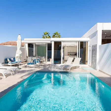 With Private Pool *